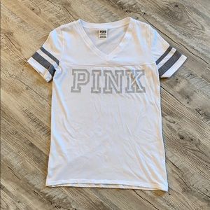 VS PINK T-shirt
